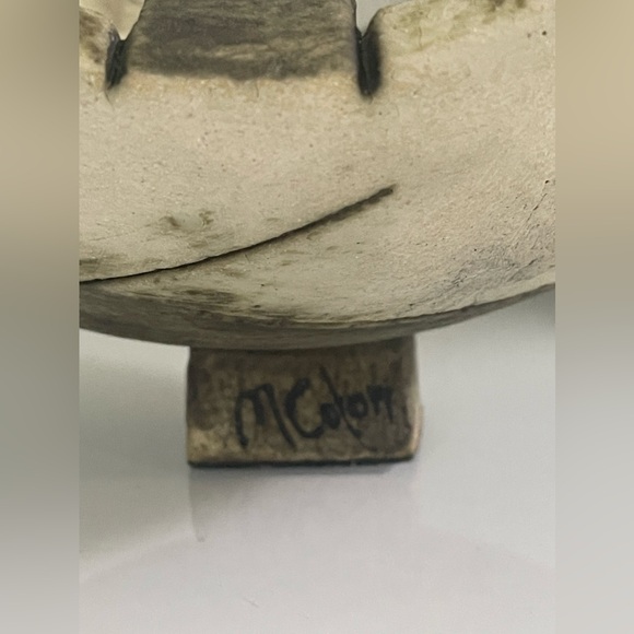 Beautiful & unique handmade bowl Use to display decorative accents on a tabletop - Picture 6 of 8